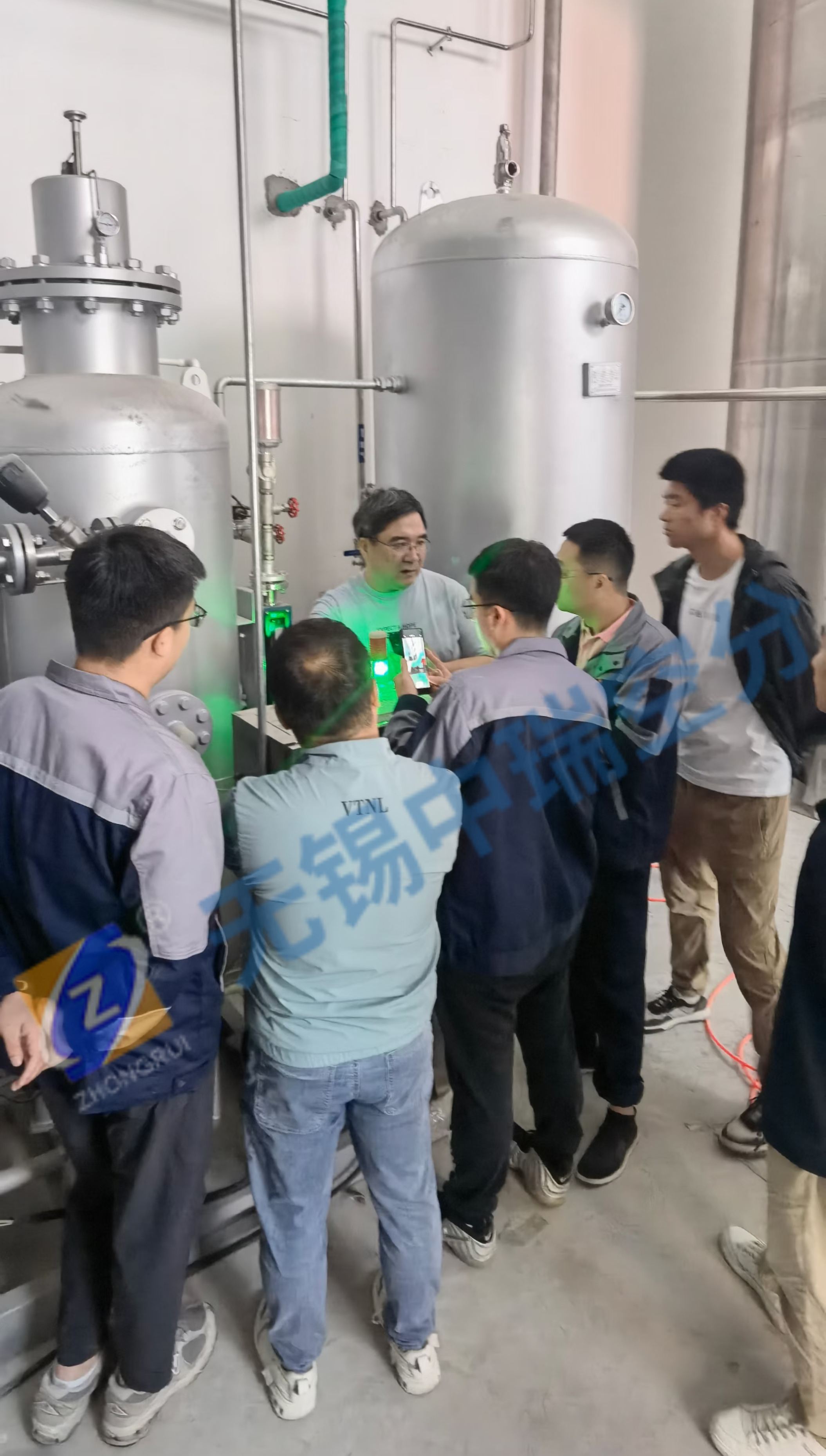 50方99.999%全不銹鋼高純度制藥用制氮機落地長春，安裝、調試、驗收、培訓均圓滿結束